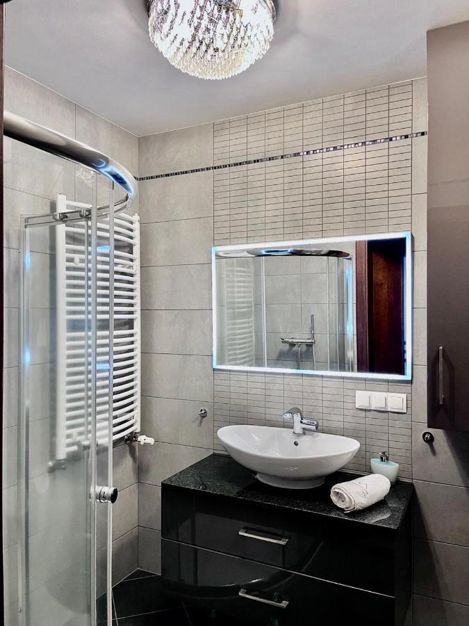 Trevilles Apartamenty Londyn Шклярска Поремба Екстериор снимка